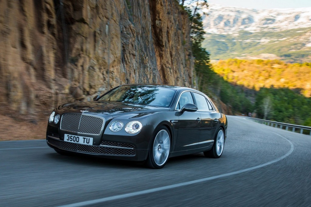New-Bentley-Flying-Spur-driving