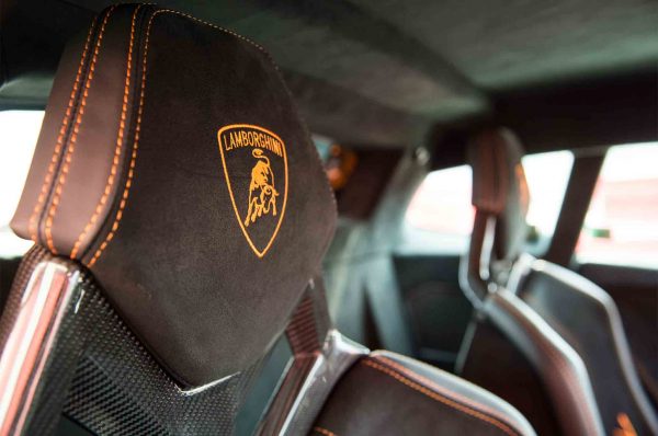 Lamborghini-Huracan-Performante-Prototype-seats-01
